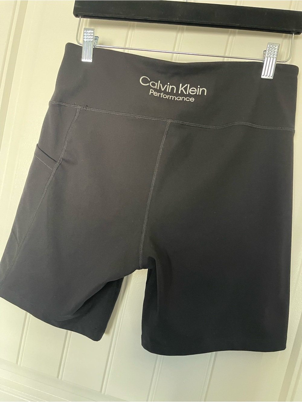 Calvin Klein Performance Women's Black Athletic Shorts Large